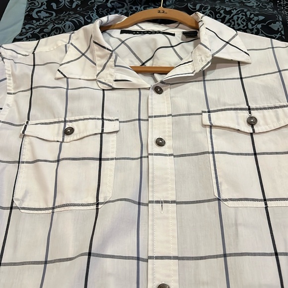 Sean John Men’s Button Down Shirt - Picture 5 of 8